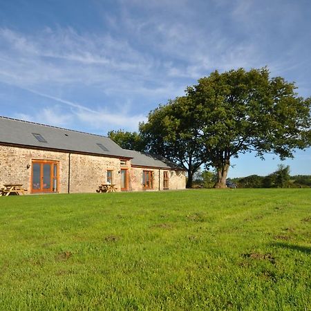Hastings Barn Villa Бидефорд Екстериор снимка